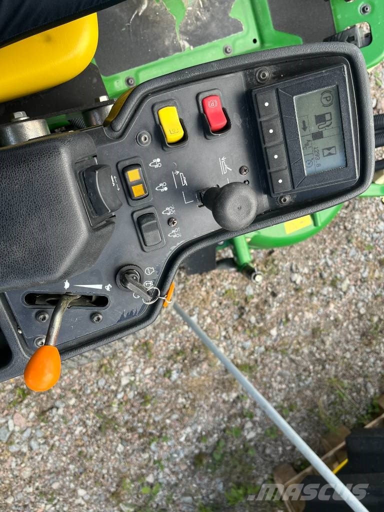 John Deere 7400 A TerrainCut Päältäajettavat ruohonleikkurit