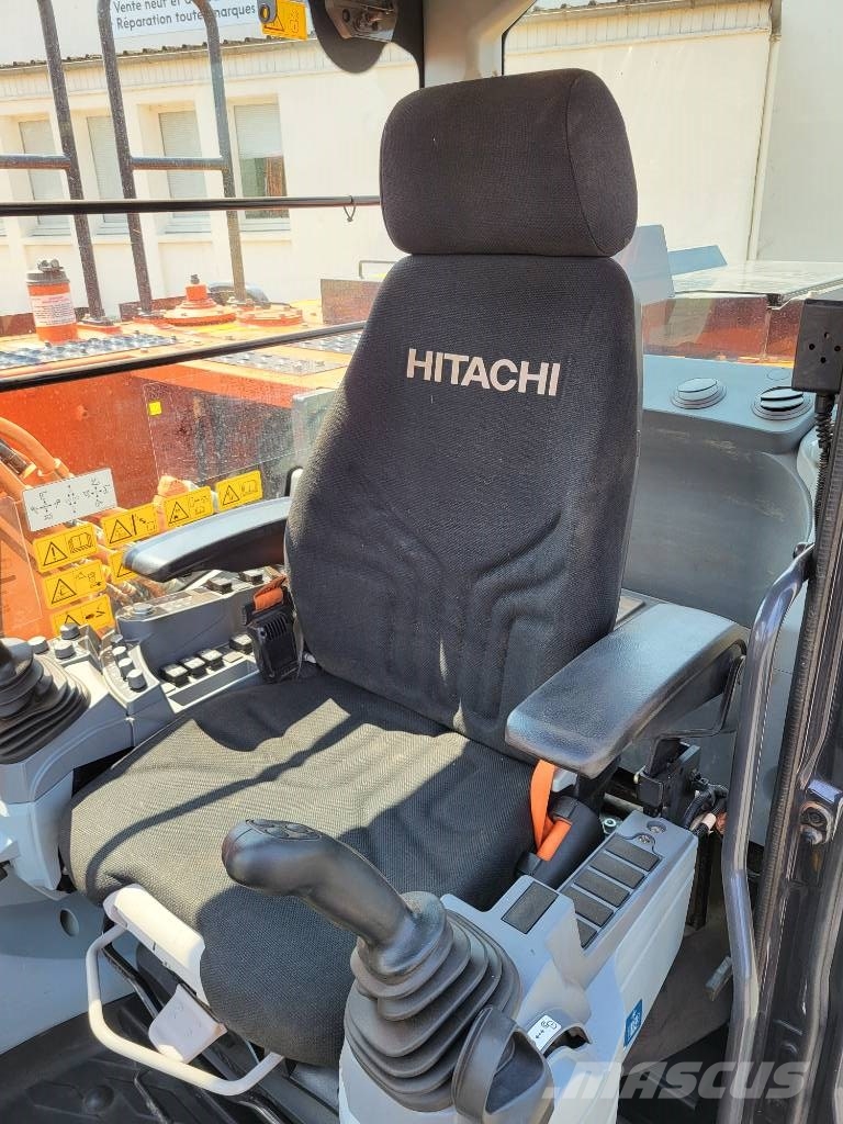 Hitachi ZX 130 LCN-7 Bandgrävare
