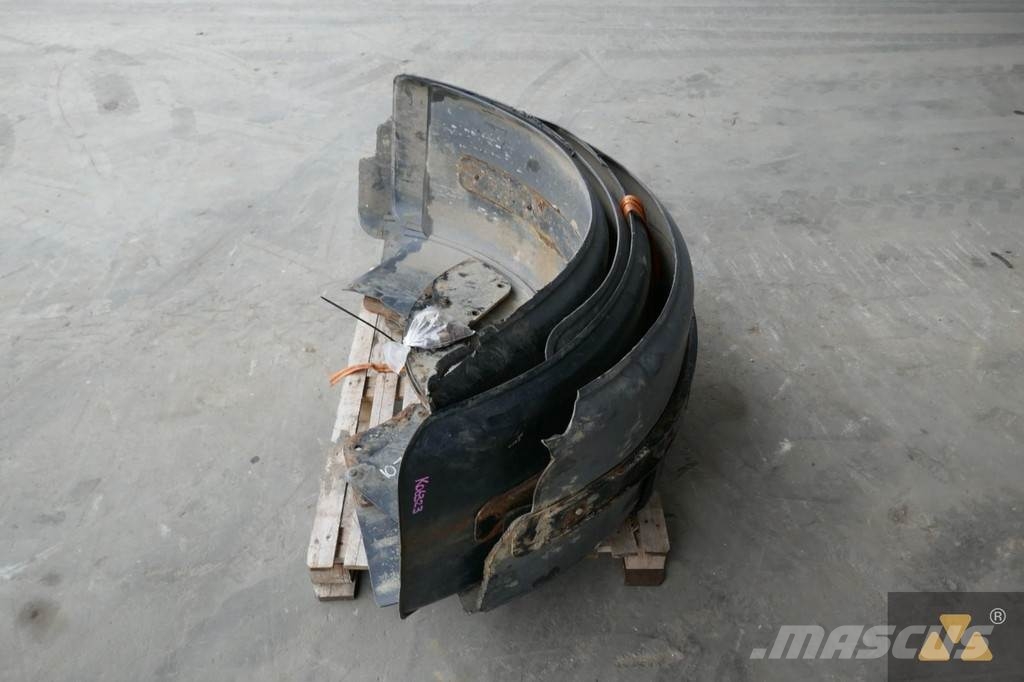 CAT 140M Fender set Transport - drugo
