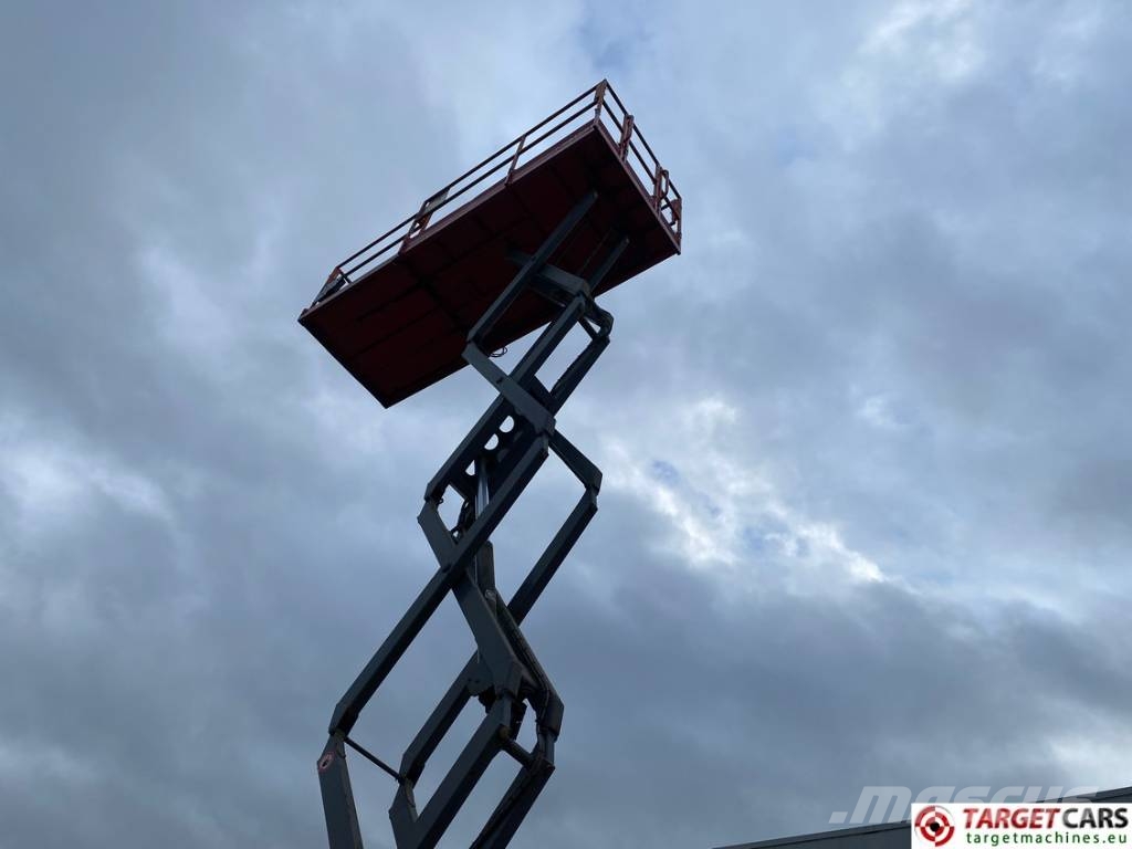 SkyJack SJ6832RT Diesel 4x4 Scissor Work Lift 1180cm Škarjaste dvižne ploščadi