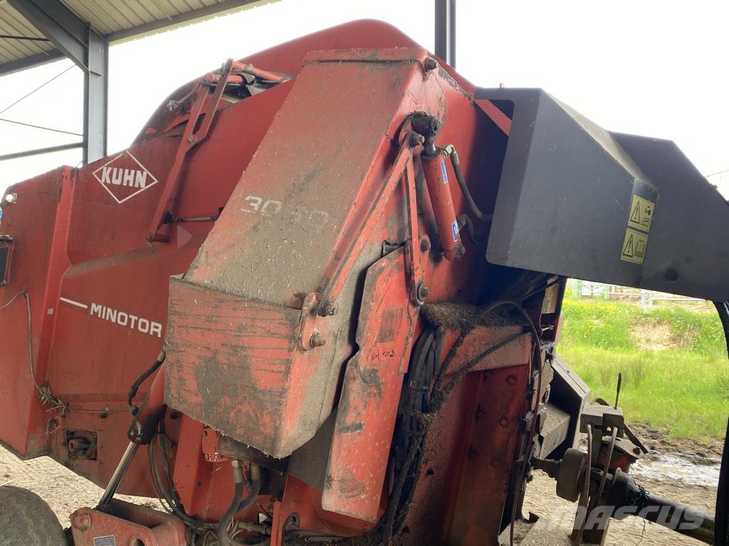 Kuhn MINOTOR 3060 Uitkuilmachines
