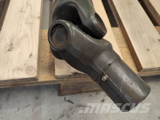 Kubota M 7151 (112350) shaft Menjač