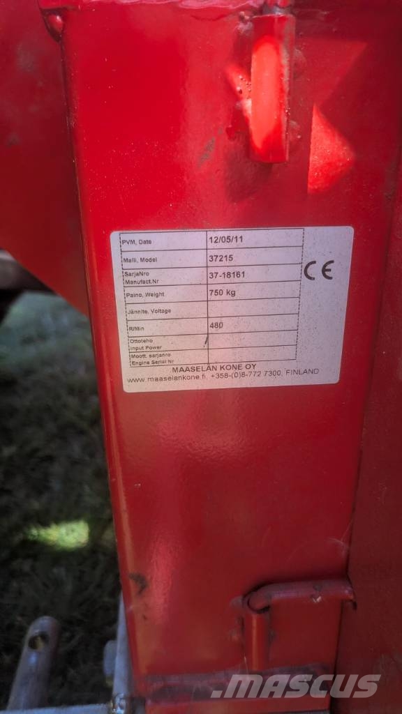 Hakki Pilke 1x37 Traktor Ostale poljoprivredne mašine