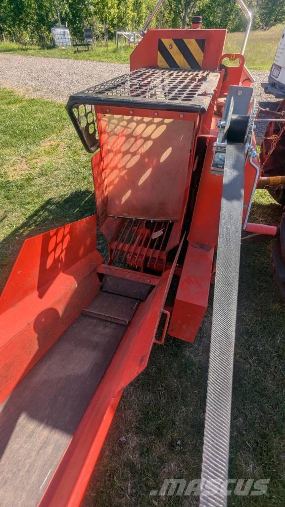 Hakki Pilke 1x37 Traktor Ostale poljoprivredne mašine
