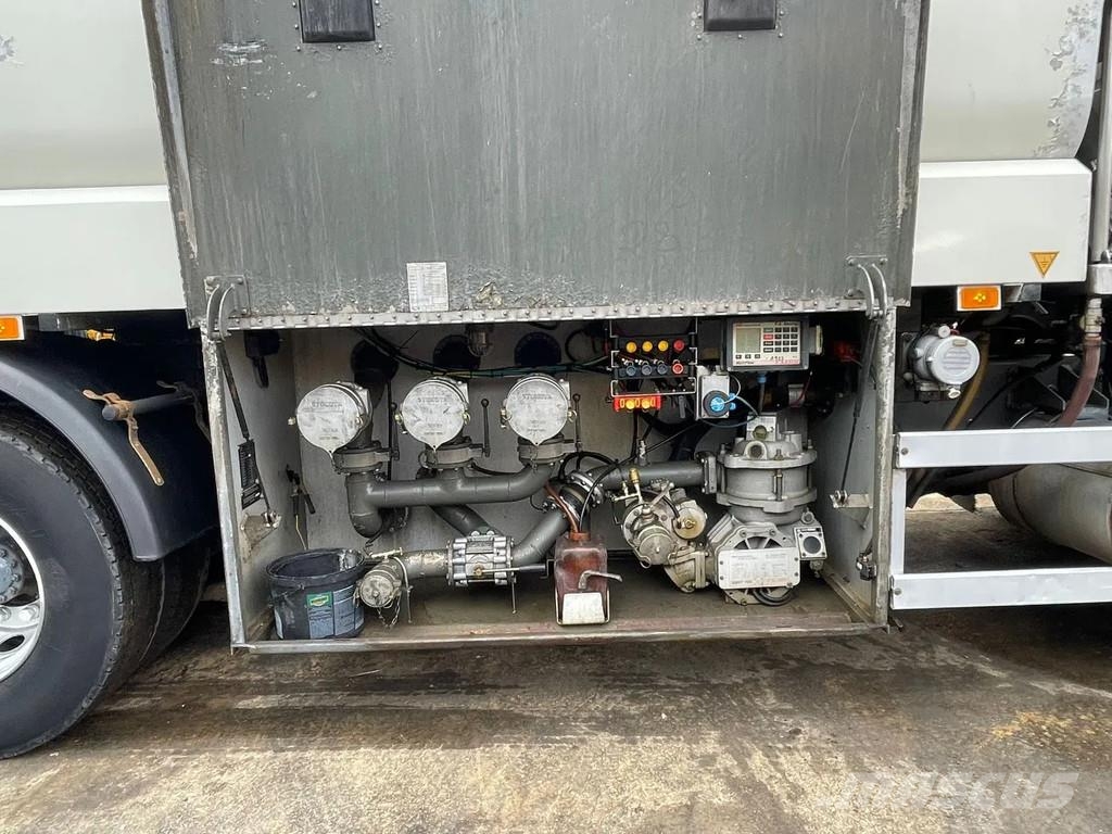 Volvo FM 12.420 Fuel Tank Truck 19.000 Liters 6X2 Manuel Caminhões-tanque