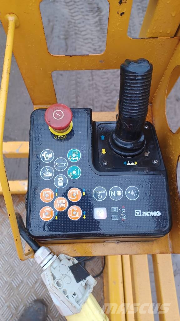 XCMG XG1823TR رافعات مقصية الشكل
