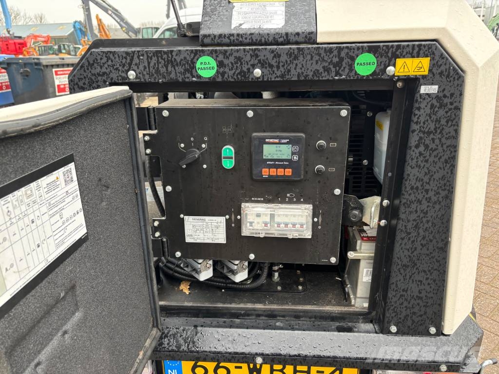 Generac V 20 Light towers