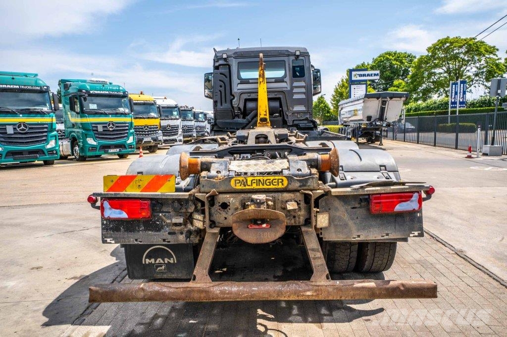 MAN TGS 33.470 BL - PALFINGER Камиони с кран с кука