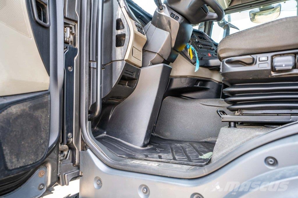 MAN TGS 33.470 BL - PALFINGER Камиони с кран с кука