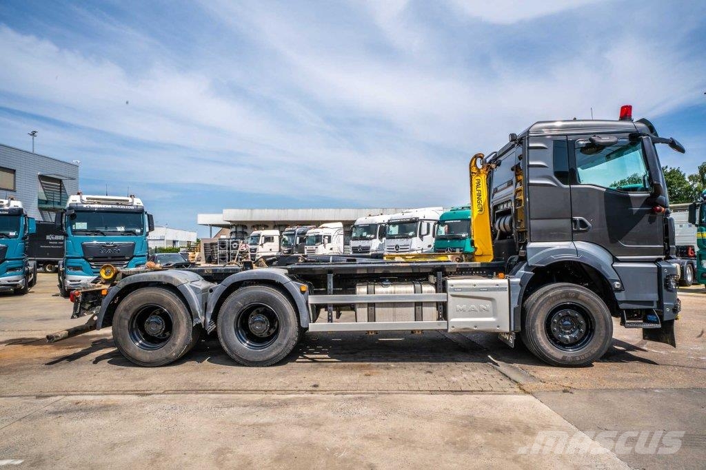 MAN TGS 33.470 BL - PALFINGER Камиони с кран с кука