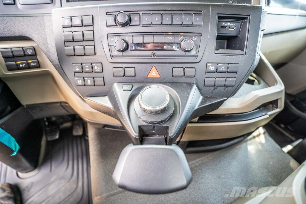MAN TGS 33.470 BL - PALFINGER Камиони с кран с кука