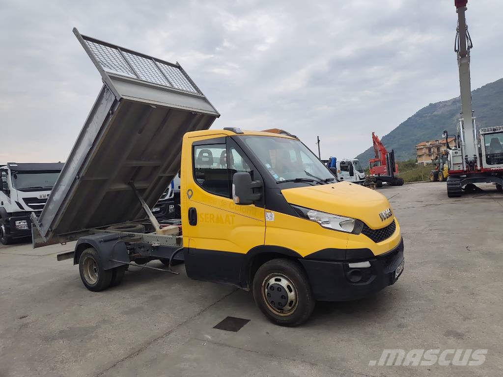 Iveco Daily 35-130 Lastbiler med tip