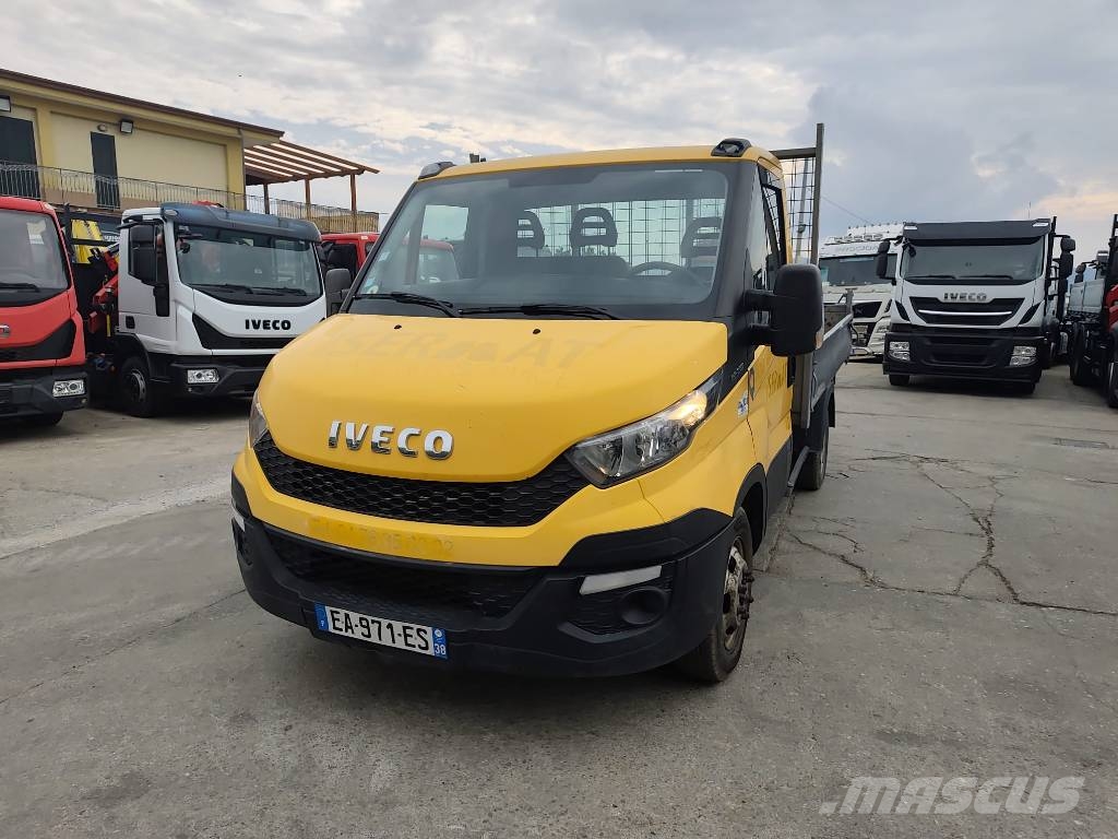 Iveco Daily 35-130 Lastbiler med tip