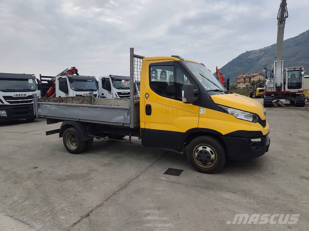 Iveco Daily 35-130 Lastbiler med tip