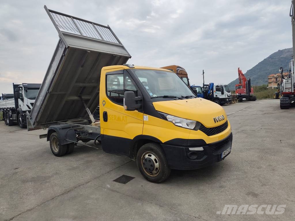 Iveco Daily 35-130 Lastbiler med tip