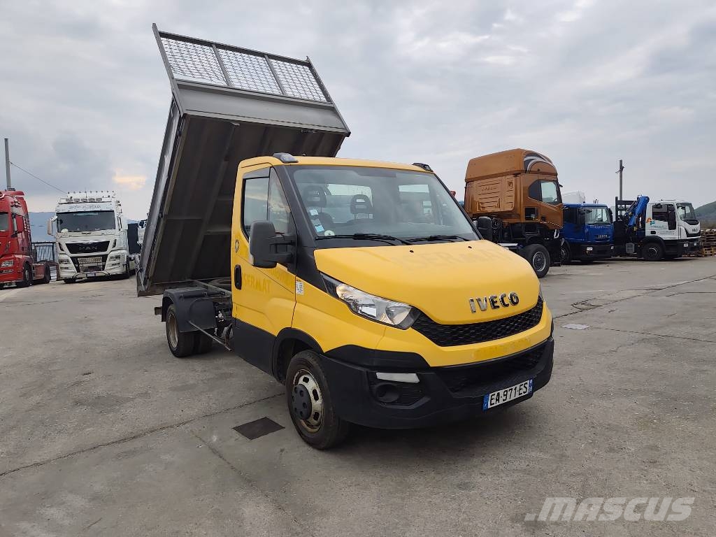 Iveco Daily 35-130 Lastbiler med tip