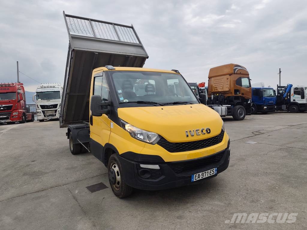 Iveco Daily 35-130 Lastbiler med tip