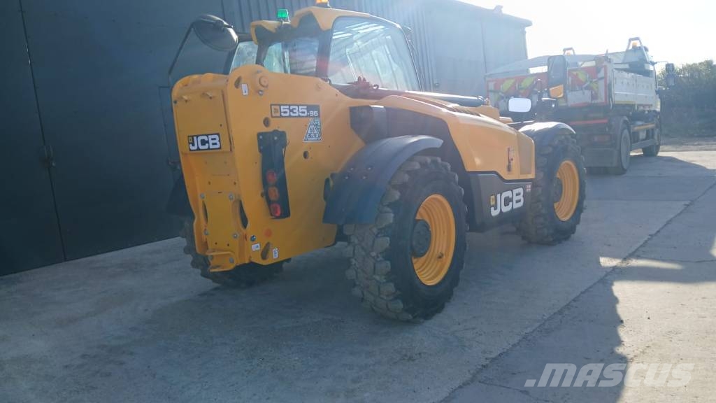 JCB 535-95 مناولات متداخلة