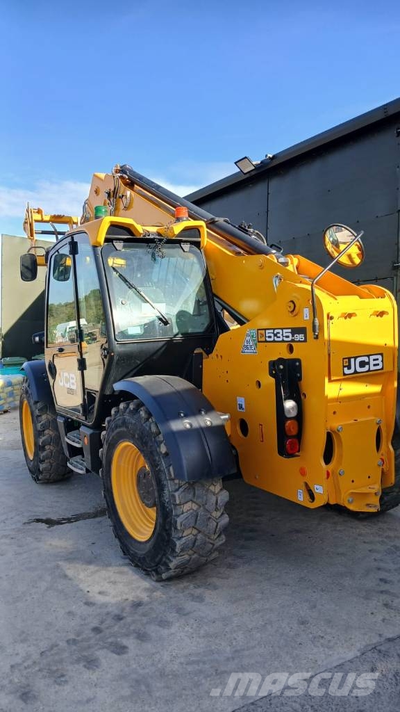 JCB 535-95 مناولات متداخلة