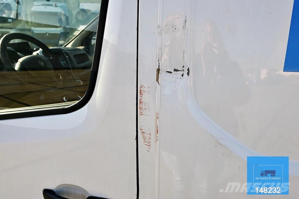 Renault Trafic DCI | Nacelle | 111FCC France Elevateur | E Teherautóra szerelt emelők és állványok