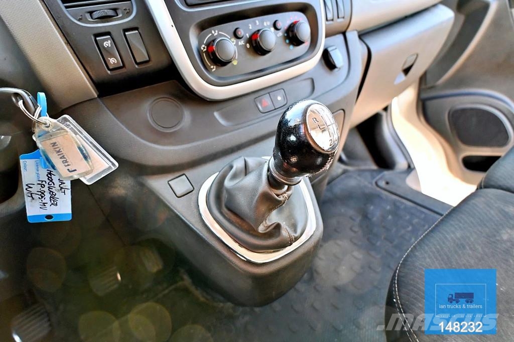 Renault Trafic DCI | Nacelle | 111FCC France Elevateur | E Teherautóra szerelt emelők és állványok