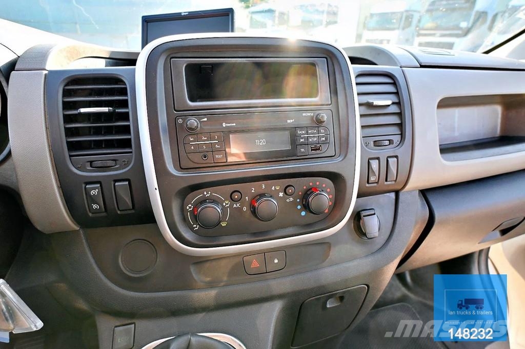 Renault Trafic DCI | Nacelle | 111FCC France Elevateur | E Teherautóra szerelt emelők és állványok