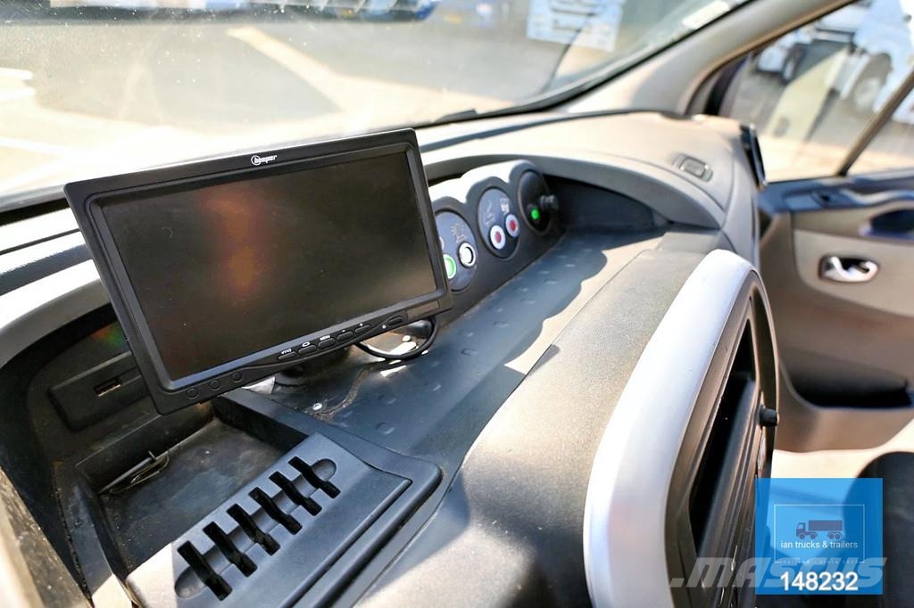Renault Trafic DCI | Nacelle | 111FCC France Elevateur | E Teherautóra szerelt emelők és állványok