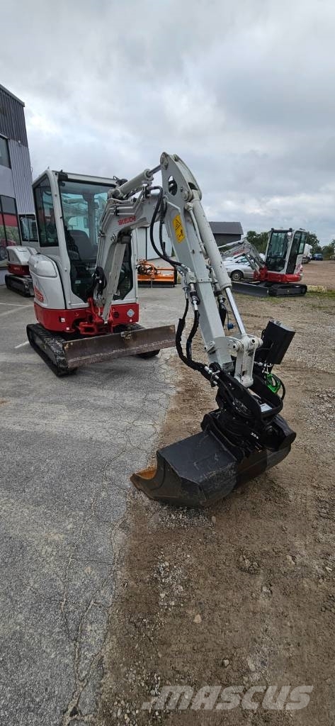 Takeuchi TB 325R Höst kampanj! Miniescavadeiras < 7t (Mini escavadeiras)