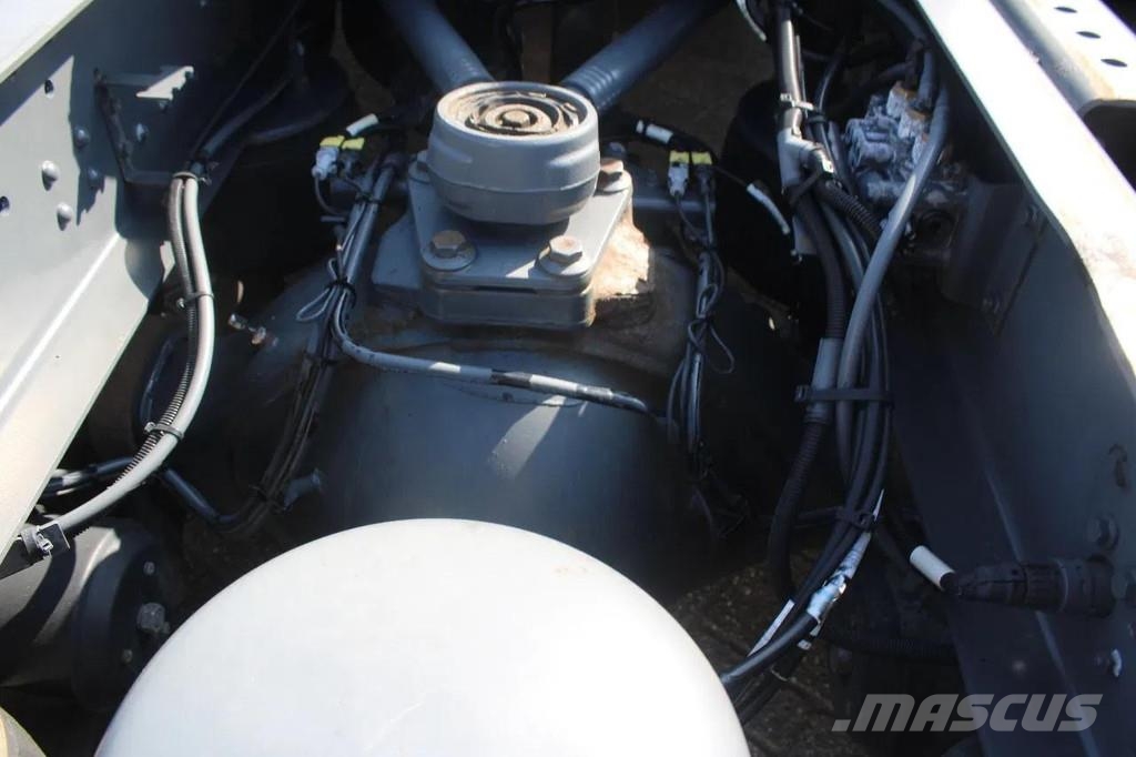DAF XF 106.460 + EURO 6 Tractor Units