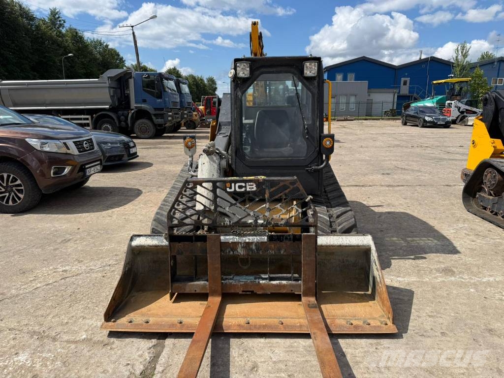 JCB 300 T لوادر زحافة
