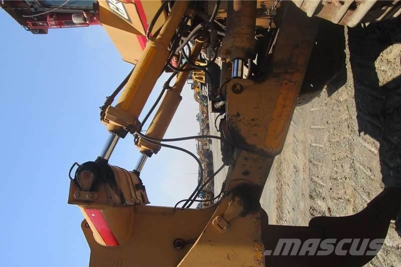 CAT D9T Μπουλντόζες με ερπύστριες