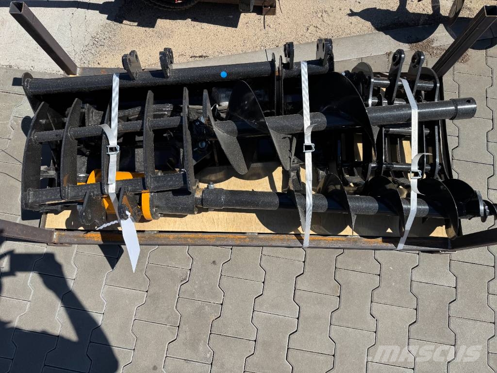 JCB 814-818 Товарачи със заден ескаватор