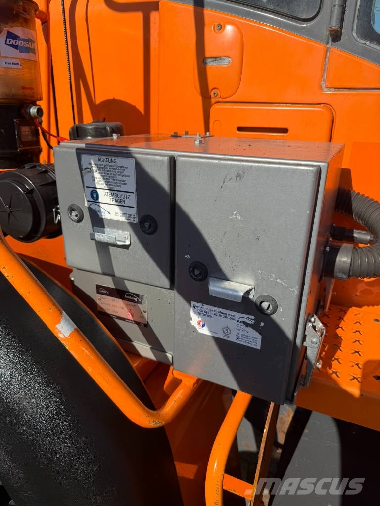 Dossan DL350-5*Waage*Klima*Reifen neu!!*Kamera*1.Hand Tekerlekli yükleyiciler