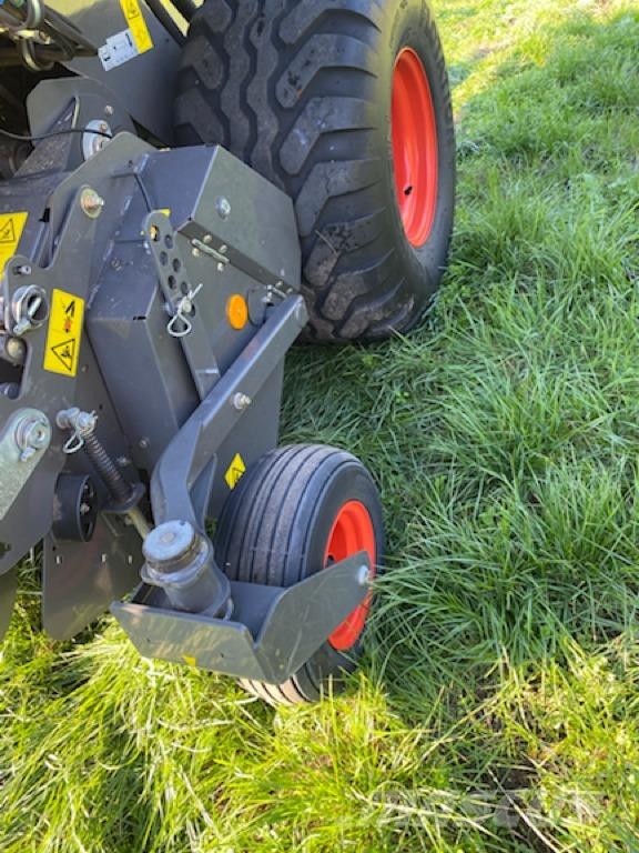 CLAAS Variant 485 RC Enfardadeira de rolos