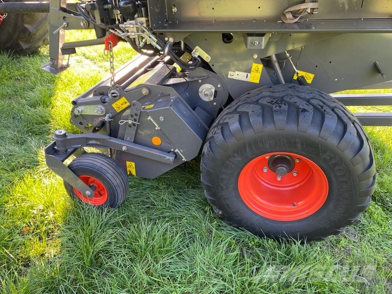 CLAAS Variant 485 RC Enfardadeira de rolos