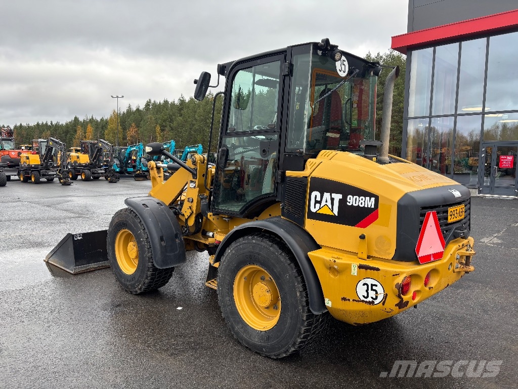 CAT 908 / Lisähyd, Kauha, Hyvät renkaat! Pyöräkuormaajat