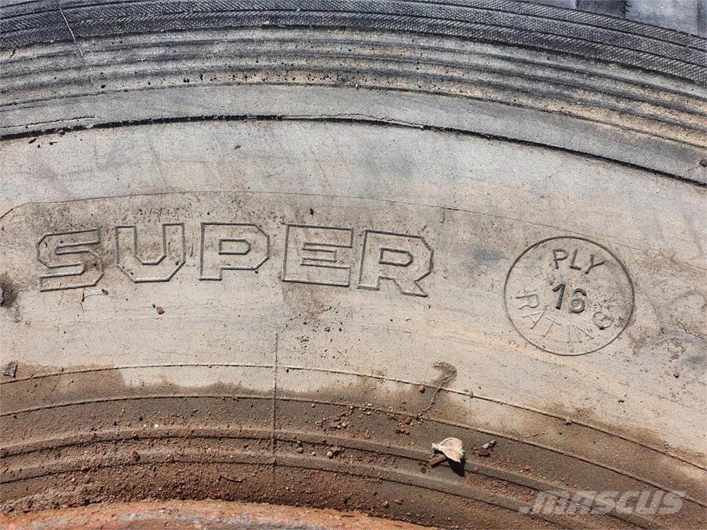 Dunlop 10.00-20 الإطارات والعجلات والحافات