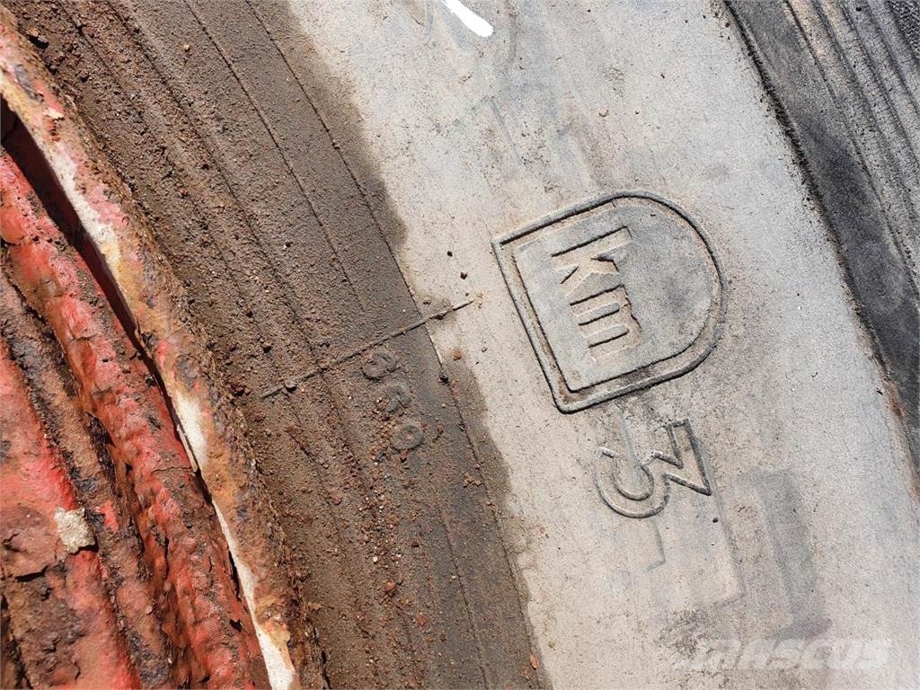 Dunlop 10.00-20 الإطارات والعجلات والحافات