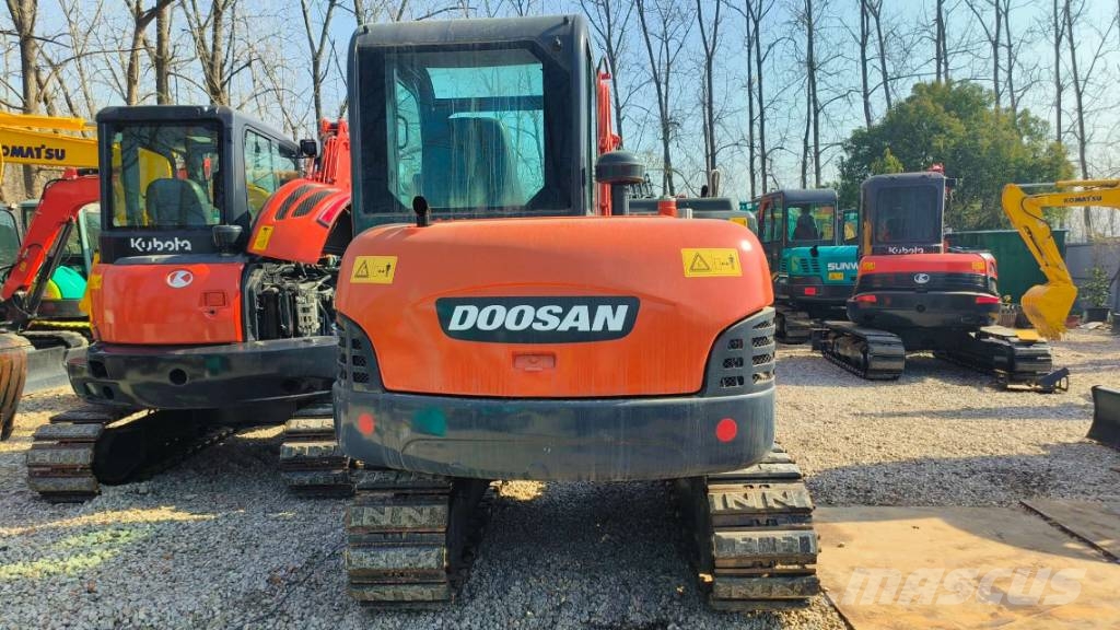 Doosan DH 60 小型挖掘机