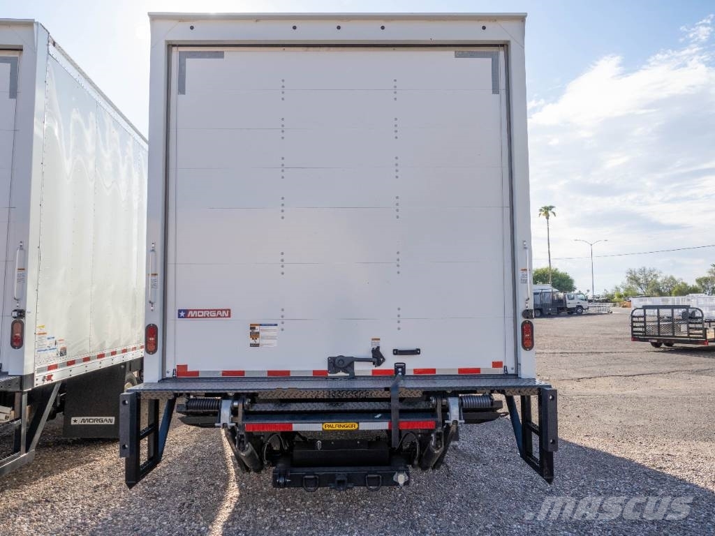 Isuzu NRR Грузовики-Фургоны