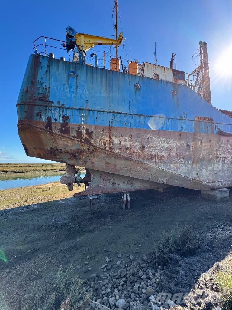 YORKSHIRE DRY DOCK CO LDA Trailing suction hopper Dredgers