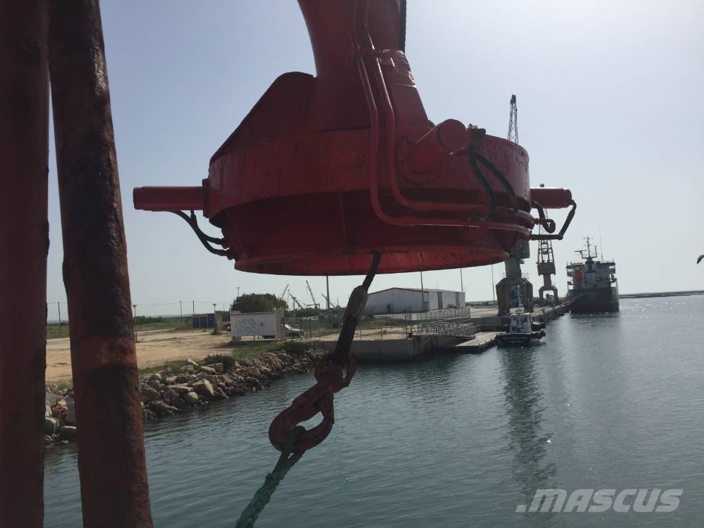 YORKSHIRE DRY DOCK CO LDA Trailing suction hopper Dredgers