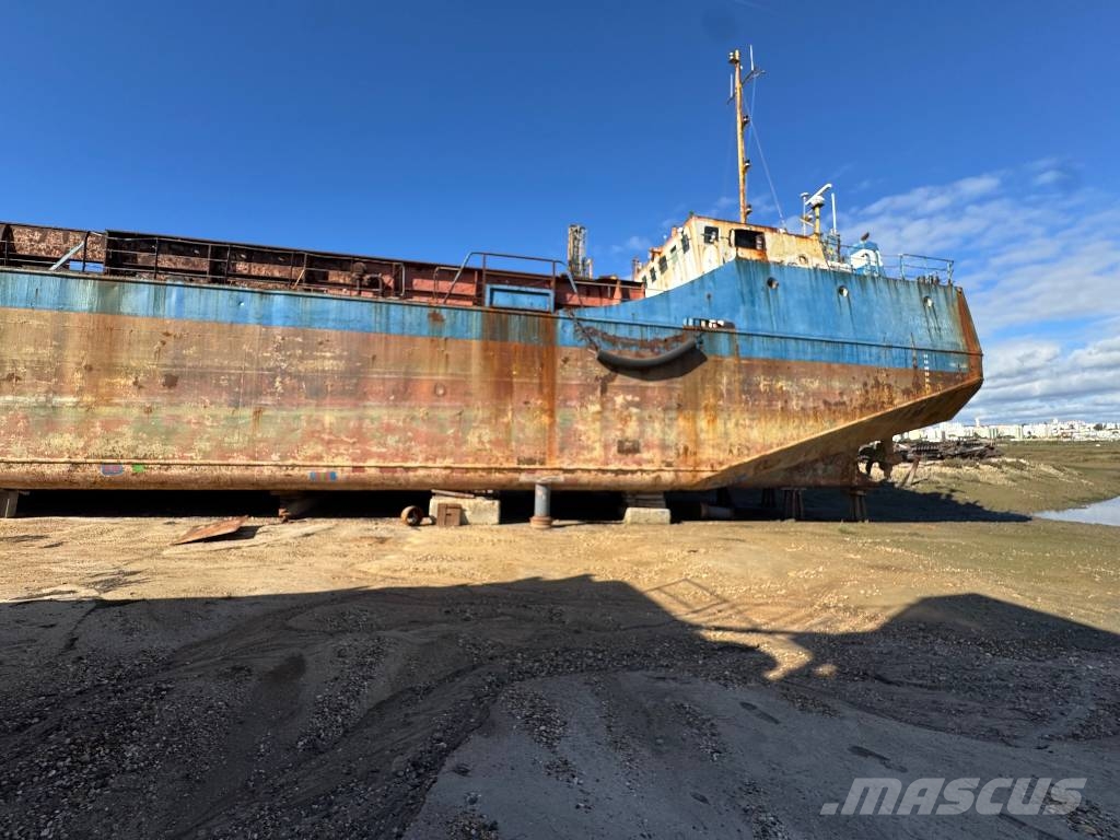 YORKSHIRE DRY DOCK CO LDA Trailing suction hopper Dredgers