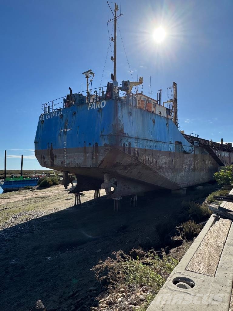 YORKSHIRE DRY DOCK CO LDA Trailing suction hopper Dredgers