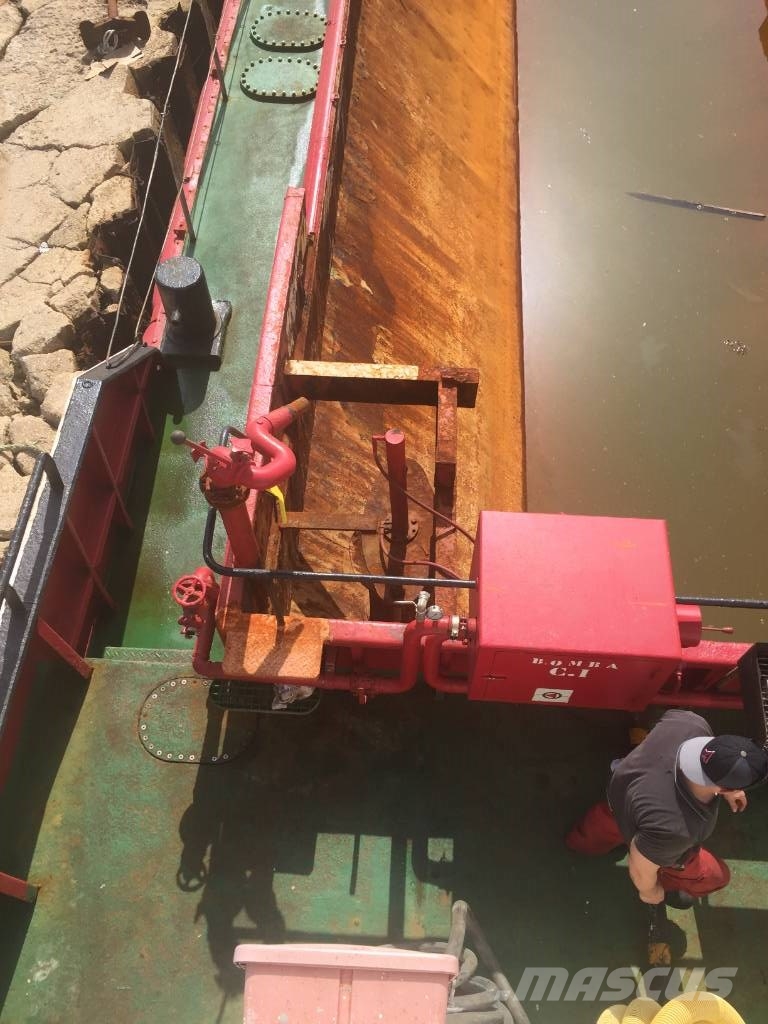 YORKSHIRE DRY DOCK CO LDA Trailing suction hopper Dredgers