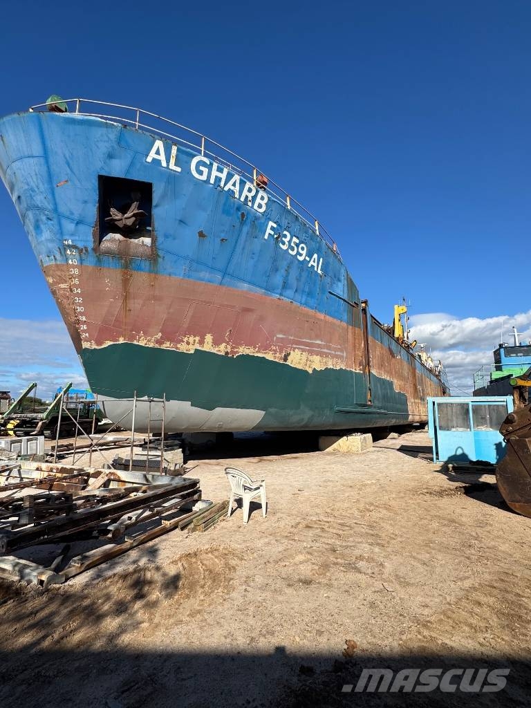 YORKSHIRE DRY DOCK CO LDA Trailing suction hopper Dredgers