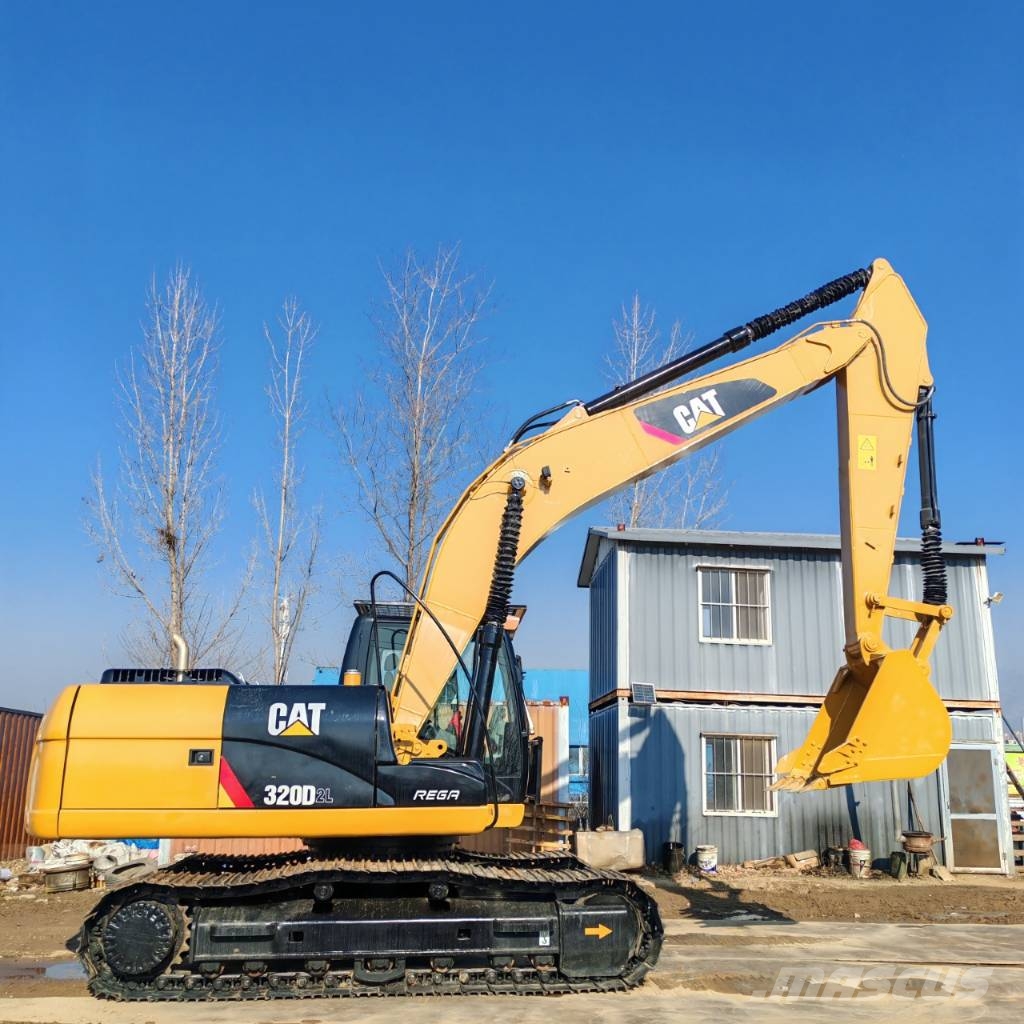 CAT 320 D Excavatoare pe șenile
