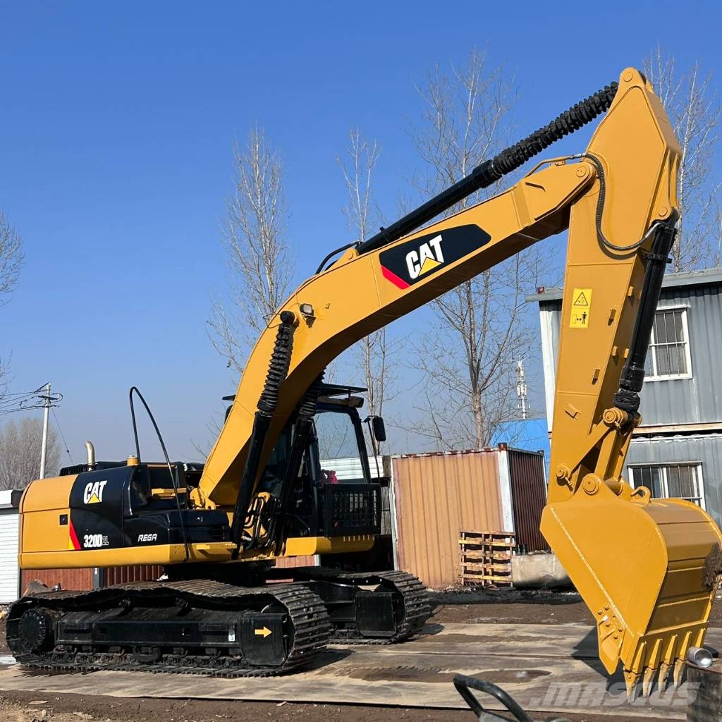CAT 320 D Excavatoare pe șenile
