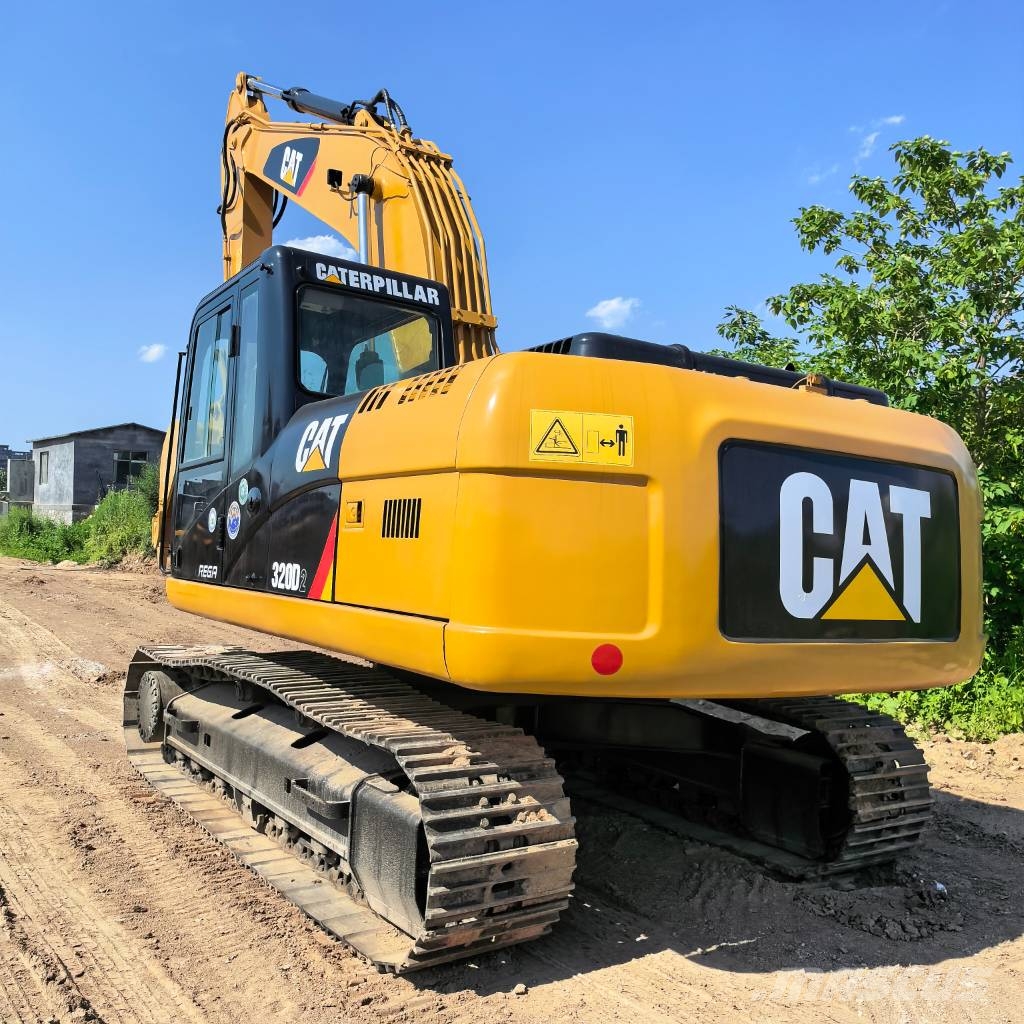 CAT 320 D Excavatoare pe șenile

