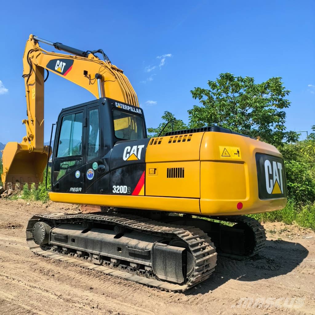 CAT 320 D Excavatoare pe șenile
